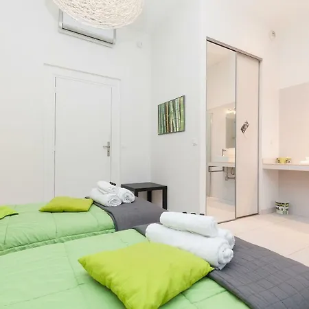 Zen 2 Pieces 3 Etoiles, Plein Centre Cannes, A 5mn Des Plages Et Du Palais Апартаменты